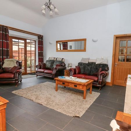 Yr Hen Llaethdy Villa Troedyraur Dış mekan fotoğraf